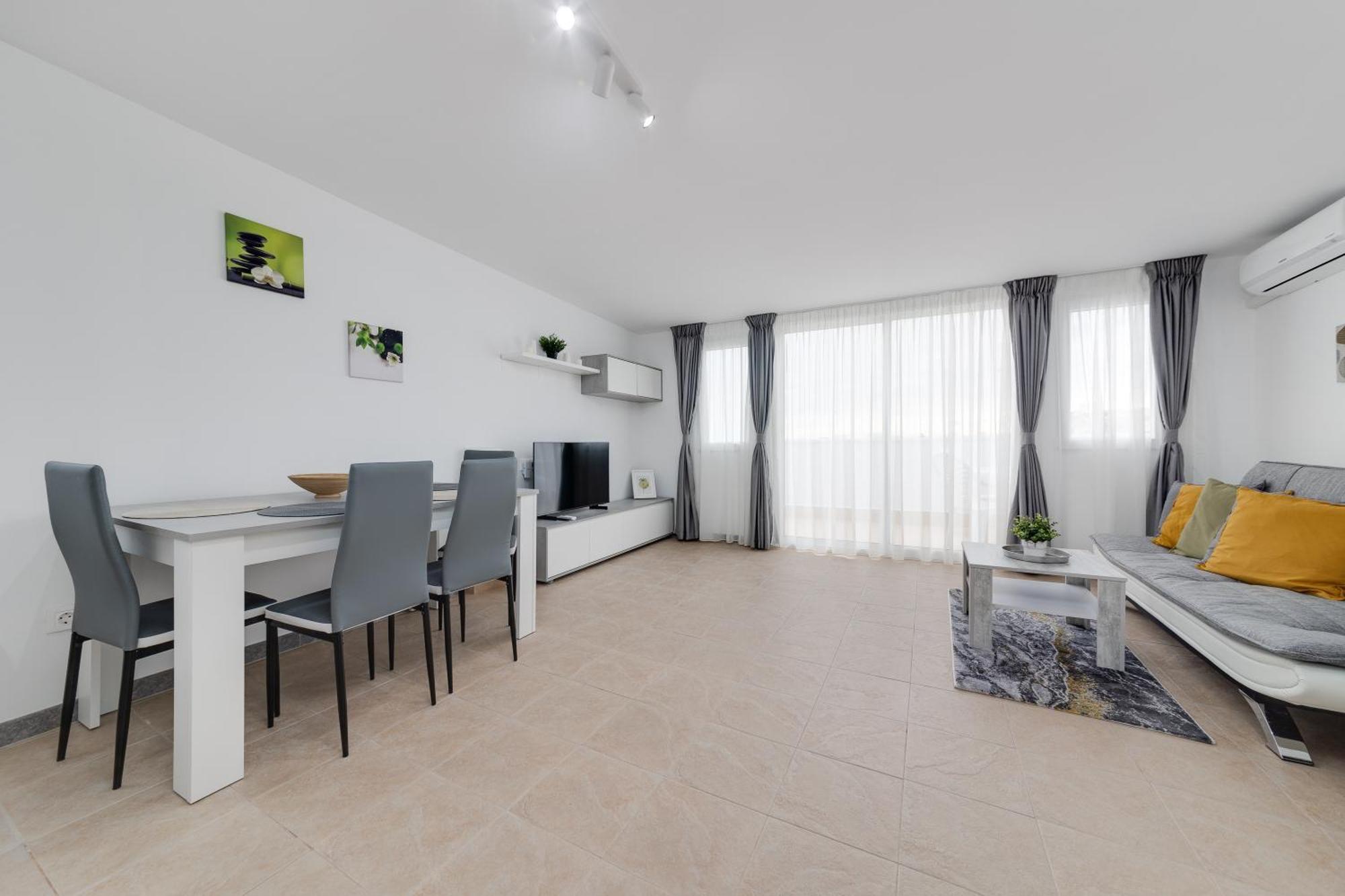 Cosy Apartment Near The Sea Torrevieja Exterior photo